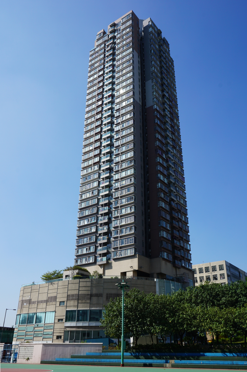 嘉賢居