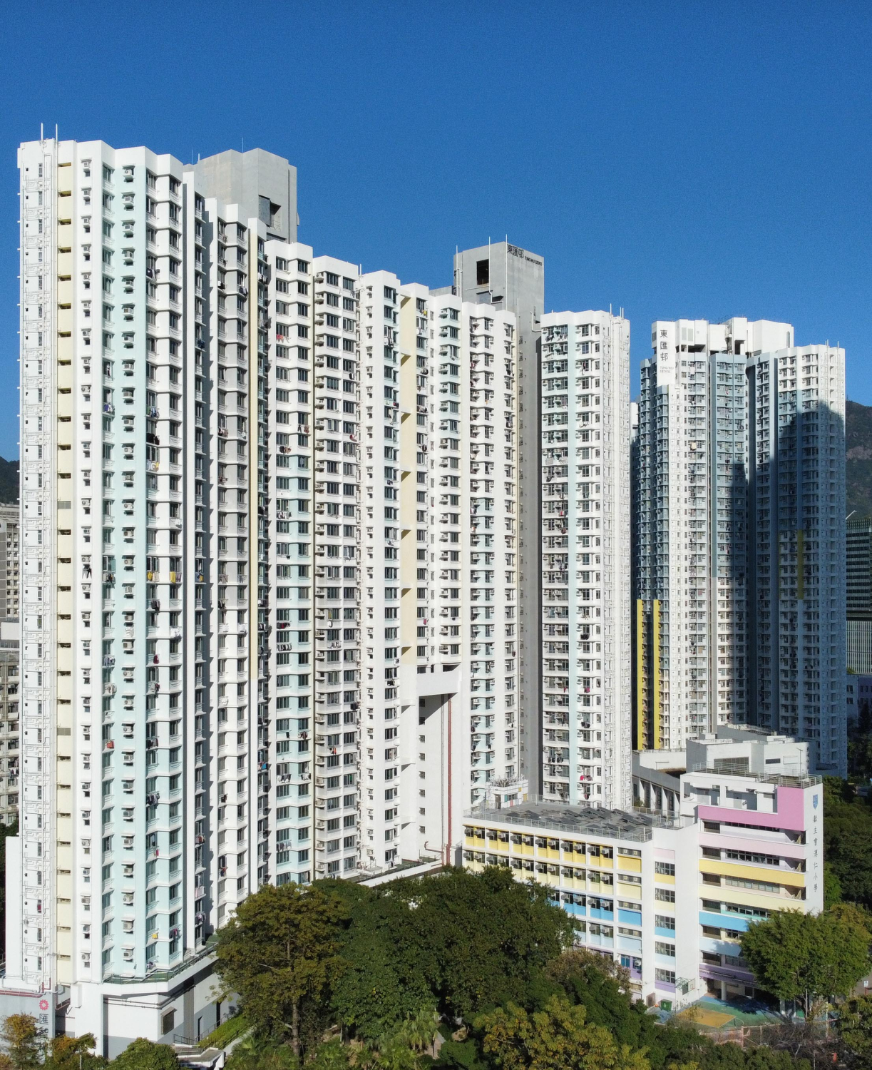 東頭村