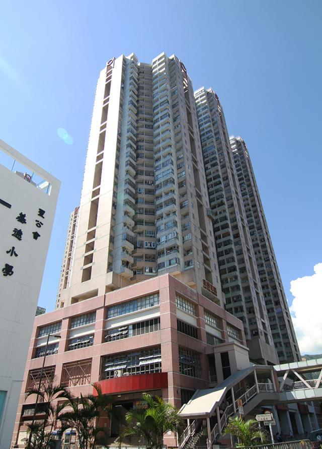 黃大仙房協啟德花園地理位置優越鄰近港鐵站 白居二客即睇即買以$480萬元(綠表)購入2房自住