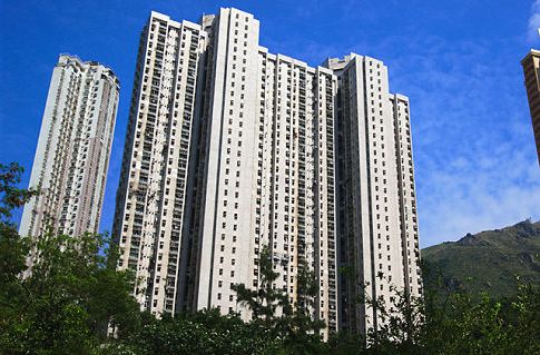 疫情爆發第三波 加上新居屋本月接受申請 立即凍結綠表二手市場購買力  牛池灣瓊麗苑最新3房單位原叫價$420萬元(綠表)獲業主減價約11%以$378萬元(綠表)