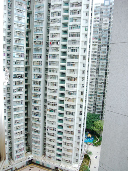 黃大仙下村公屋業主持貨19年移民賣盤 劈價$50萬元 仍大賺12倍離場 最新2房單位以$315萬元(綠表)成交