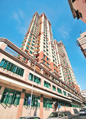 本港移民潮持續 再有移民減價筍盤放售 即獲換樓客承接  黃大仙怡庭居最新3房單位以$620萬元成交