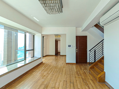 區內租客經本公司網站廣告覓得罕有特式筍盤   匯豪山覆式單位以 $1900萬元成交