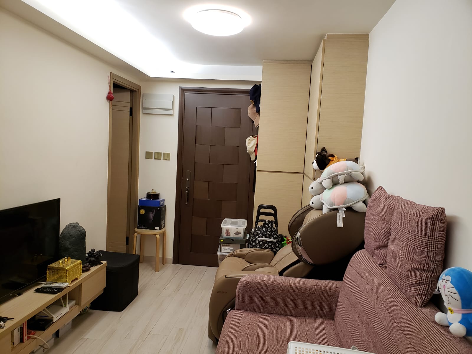 樓宇買賣宗數按月遞升 公屋居屋中小型單位有缺盤跡象 【東頭邨】兩房單位附設裝修 買家即買即住 日前以300萬元(綠表)獲承接