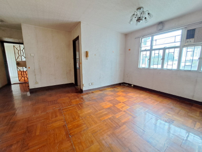 立法會通過「簡約公屋」 未來五年提供3萬個單位 顯見市場仍有大量住屋需求 【啟泰苑】2房戶 放盤不足一星期 白居二客人即睇即買 日前以$303萬元(綠表)成交